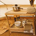 Het Caravannetje - Retro Glamping 住宿加早餐酒店 *