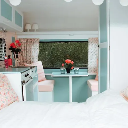 Het Caravannetje - Retro Glamping