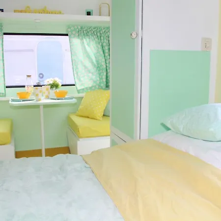 Het Caravannetje - Retro Glamping Bed & Breakfast *