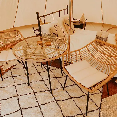 Het Caravannetje - Retro Glamping * 莱岑丹