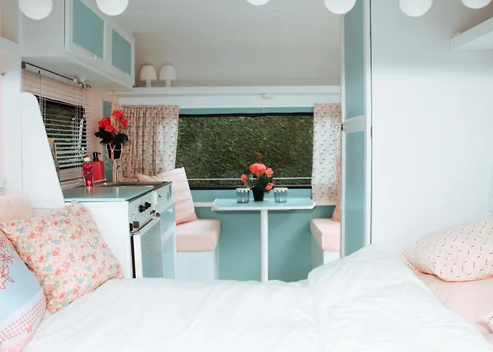 Het Caravannetje - Retro Glamping