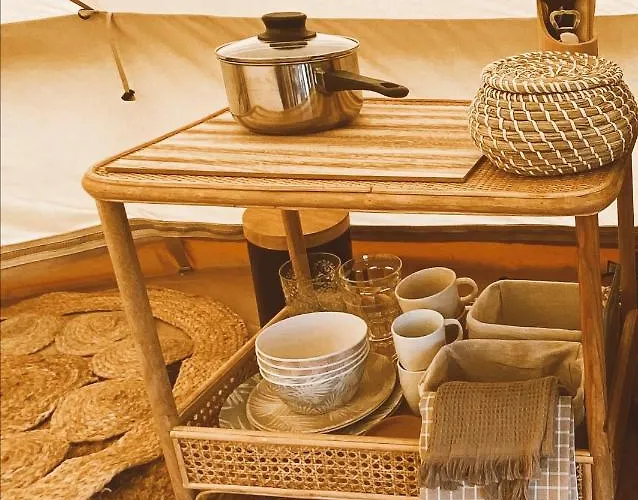 Het Caravannetje - Retro Glamping לינה וארוחת בוקר *